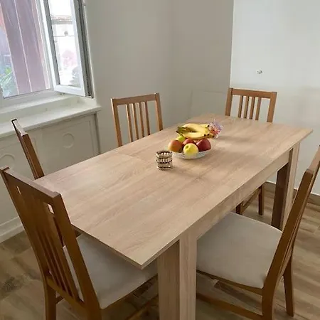 Apartman Festina Lente Centar