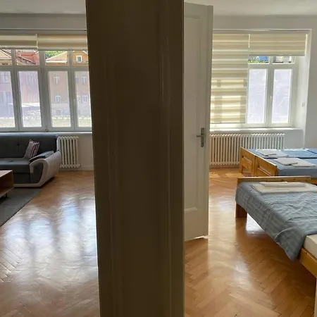 Appartement Apartman Festina Lente Centar *